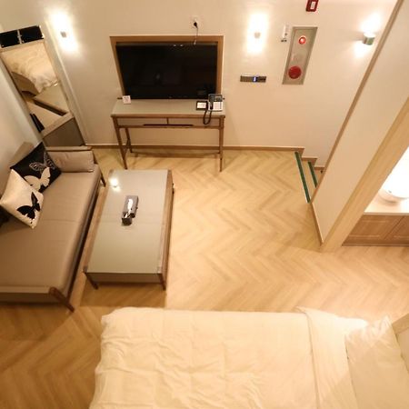Hotel Rafine Gangneung Exterior foto